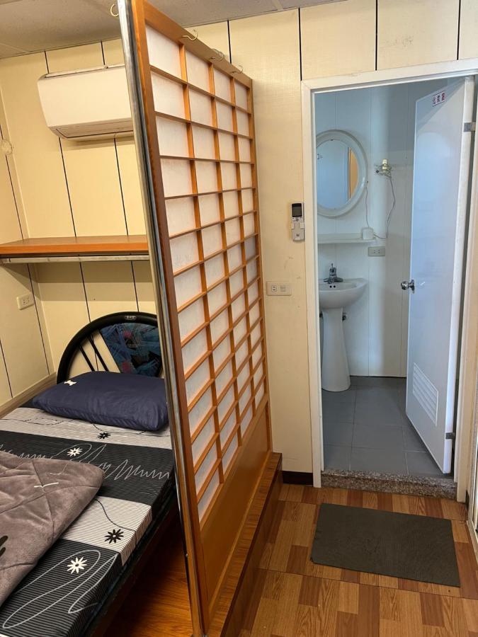 Komei Container Homestay Qingshui Eksteriør billede